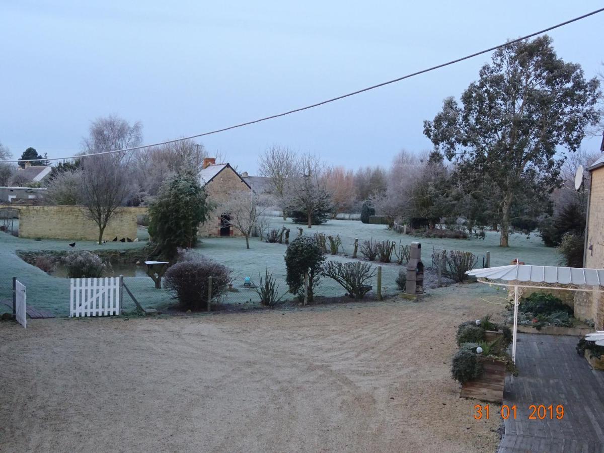 La Ferme Aux Chats Formigny Dış mekan fotoğraf